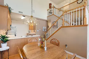 1245 Auburn Meadow Ln, Schererville, IN 46375 - Photo 7