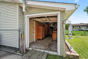 4081 Westover Dr, Crown Point, IN 46307 - Photo 19