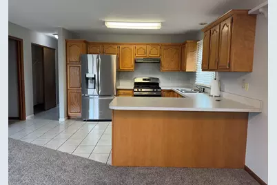 110 Lyn Dee Court, New Carlisle, IN 46552 - Photo 5