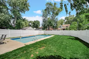 208 Weston St, Valparaiso, IN 46385 - Photo 23