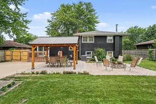 9425 Larch Dr, Munster, IN 46321 - Photo 19