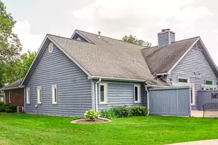 8602 Farmington St, Saint John, IN 46373 - Photo 21