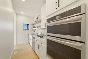 8450 W 105th Ave, Saint John, IN 46373 - Photo 11