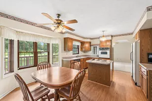 223 Thornhedge Dr, Valparaiso, IN 46383 - Photo 3