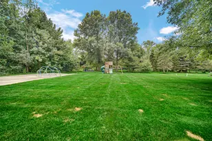 1536 Muirfield Dr, Dyer, IN 46311 - Photo 35