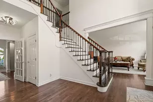 1931 Cherrywood Ct, Munster, IN 46321 - Photo 3