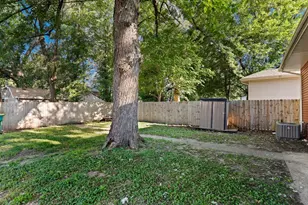4268 Jackson St, Gary, IN 46408 - Photo 25