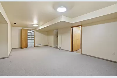 7605 W 86th Avenue, Crown Point, IN 46307 - Photo 17