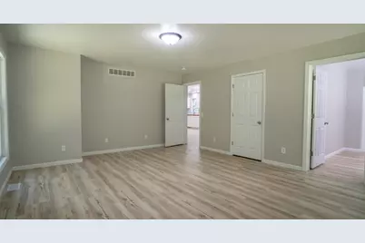 1553 W US Highway 20, La Porte, IN 46350 - Photo 7