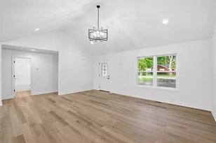 508 W Beaver St, Morocco, IN 47963 - Photo 13