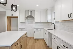 508 W Beaver St, Morocco, IN 47963 - Photo 9
