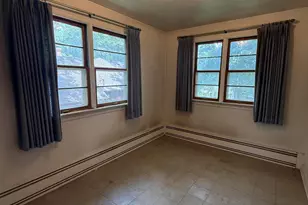 249 Shoreland Dr, Michigan City, IN 46360 - Photo 9