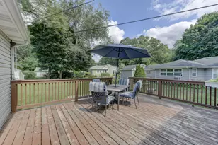 515 S Park Dr, Chesterton, IN 46304 - Photo 17