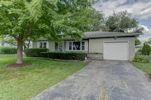 515 S Park Dr, Chesterton, IN 46304 - Photo 1