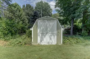 515 S Park Dr, Chesterton, IN 46304 - Photo 19