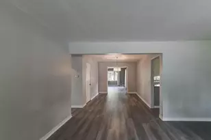 515 S Park Dr, Chesterton, IN 46304 - Photo 5