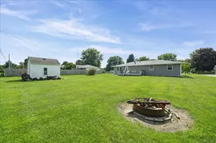 529 Birch St SW, Demotte, IN 46310 - Photo 23