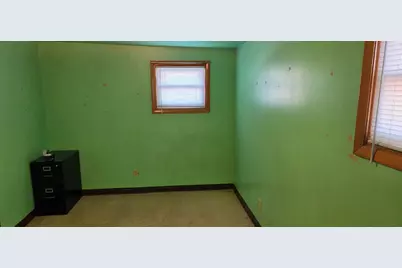 1539 Roberts Avenue, Whiting, IN 46394 - Photo 17