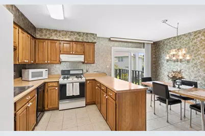 3992 Willowood Court, Crown Point, IN 46307 - Photo 7