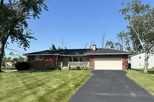6092 Cleveland St, Merrillville, IN 46410 - Photo 1