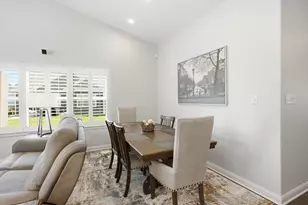 10791 Scarlett Oak Dr, Saint John, IN 46373 - Photo 11