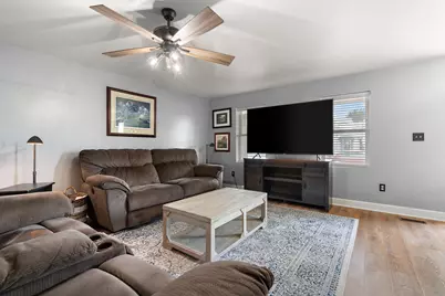 405 N Grant Street, Crown Point, IN 46307 - Photo 7