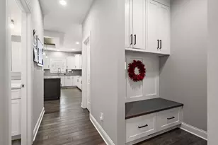 1977 Louis Dr, Crown Point, IN 46307 - Photo 15