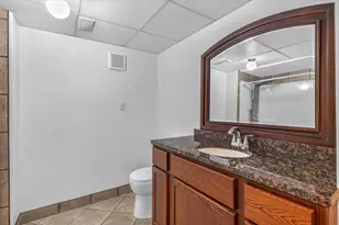 9937 Delaware Pl, Highland, IN 46322 - Photo 25