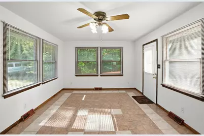 10269 N US Highway 231, Wheatfield, IN 46392 - Photo 11