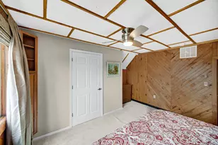 108 E Rensselaer St, Mount Ayr, IN 47964 - Photo 21