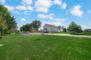 108 E Rensselaer St, Mount Ayr, IN 47964 - Photo 33