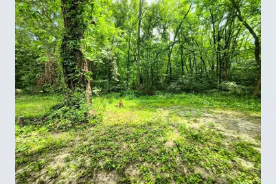 346 E 900 N, La Porte, IN 46350 - Photo 5