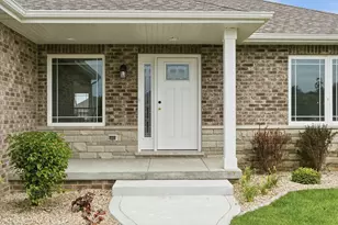 9262 W 106th Pl, Saint John, IN 46373 - Photo 3