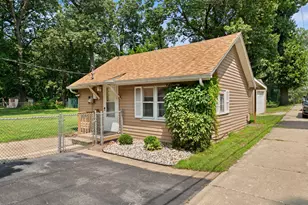 5628 Evergreen Ave, Portage, IN 46368 - Photo 9