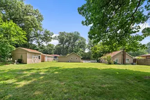5628 Evergreen Ave, Portage, IN 46368 - Photo 15