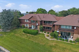 2529 E Lakeshore Dr, Crown Point, IN 46307 - Photo 21