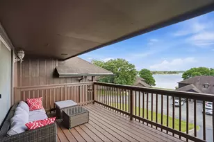 2529 E Lakeshore Dr, Crown Point, IN 46307 - Photo 5