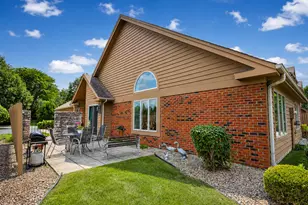 949 Cornwallis Ln, Munster, IN 46321 - Photo 3
