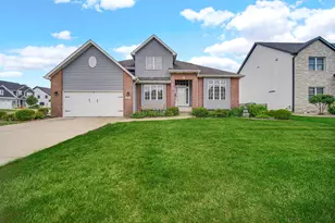 310 Cornwall Cir, Munster, IN 46321 - Photo 1