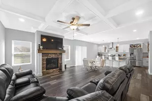 9551 Fescue Dr, Saint John, IN 46373 - Photo 7