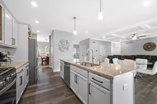 9551 Fescue Dr, Saint John, IN 46373 - Photo 13