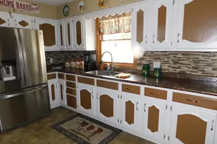 505 8th Ave NW, Demotte, IN 46310 - Photo 9