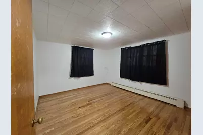 535 E 43rd Avenue, Gary, IN 46409 - Photo 9