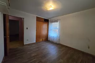 535 E 43rd Ave, Gary, IN 46409 - Photo 25