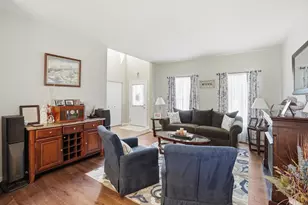 13921 Bluff View Rd, Dyer, IN 46311 - Photo 7