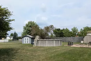 17533 Calhoun St, Lowell, IN 46356 - Photo 15