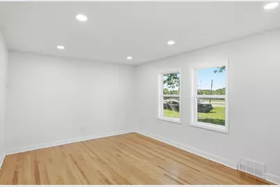 341 W 700 N, Valparaiso, IN 46385 - Photo 7