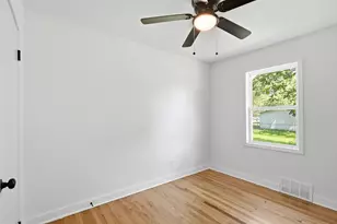 341 W 700 N, Valparaiso, IN 46385 - Photo 9