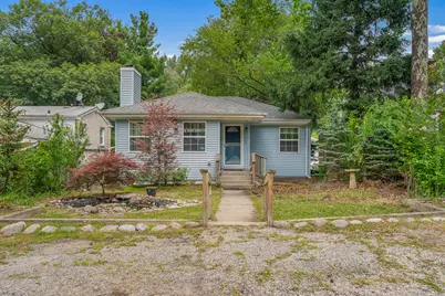 8602 Maple Avenue, Gary, IN 46403 - Photo 3
