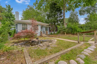 8602 Maple Avenue, Gary, IN 46403 - Photo 5